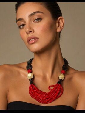 Chic Red and Black Beaded Necklace